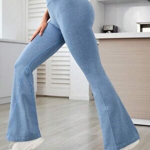 NW Blue Ribbed Flare Leggings with a butt scrunch